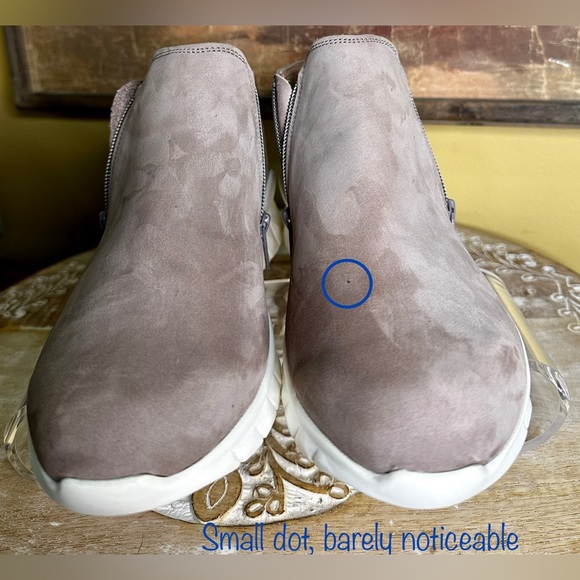 EUC Naot “Zodiac” Sneaker-Inspired Ankle Bootie Tan. Size 38/7-7.5 (see chart) - Picture 6 of 14